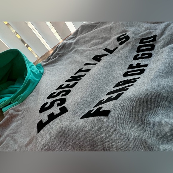 💎❇️Authentic Fear of God Essential Hoodie - Green Hood ✅💎 -XS - Picture 16 of 17